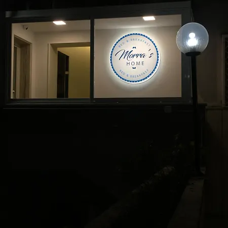 Oda ve Kahvaltı Morra's Napoli