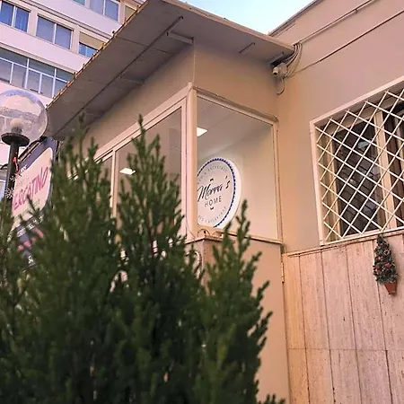 Morra's Bed and Breakfast