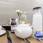 فندق مبيت وإفطار Morra's نابولي
